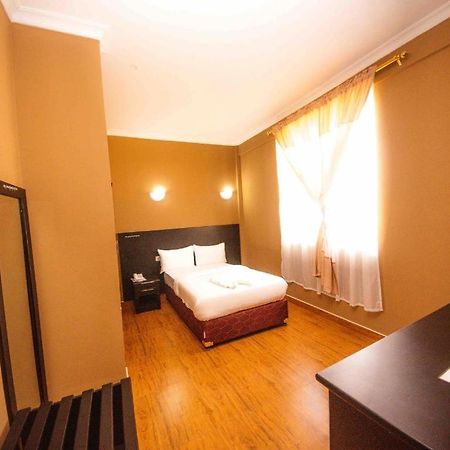 Panone Hotel Boma Boma la Ngombe Luaran gambar