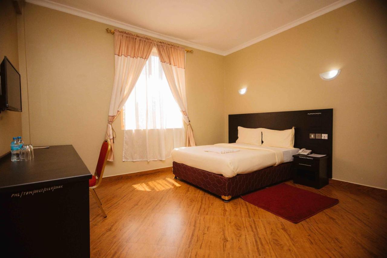 Panone Hotel Boma Boma la Ngombe Luaran gambar