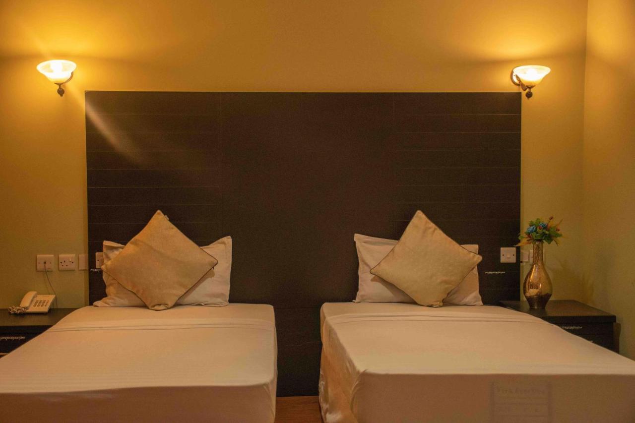 Panone Hotel Boma Boma la Ngombe Luaran gambar