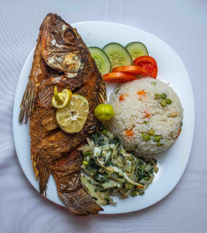 Panone Hotel Boma Boma la Ngombe Luaran gambar