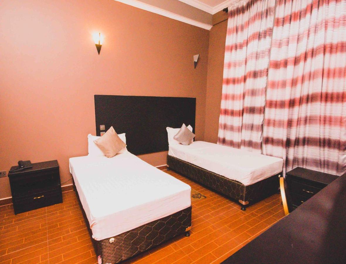 Panone Hotel Boma Boma la Ngombe Luaran gambar